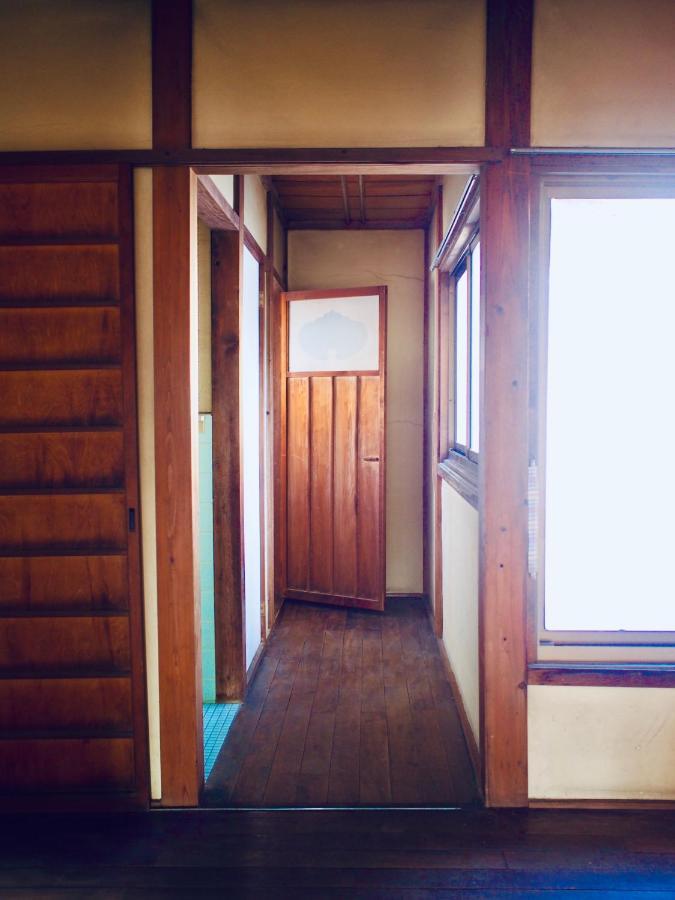 Bakushuku Den Guest House Brew Matsuyama  Exteriör bild